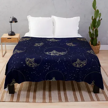 Символ на Нощно Двора, завесата с изображение на Звездното небе, покривки за мека мебел, който е много голям воал, постилка за декоративни дивана